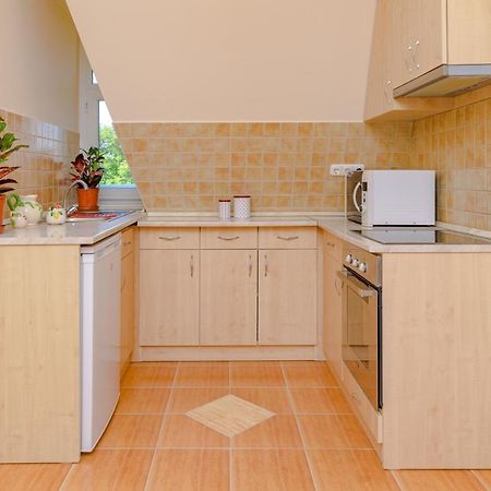 Hajdúszoboszló Illes Apartmanok Ii. מראה חיצוני תמונה