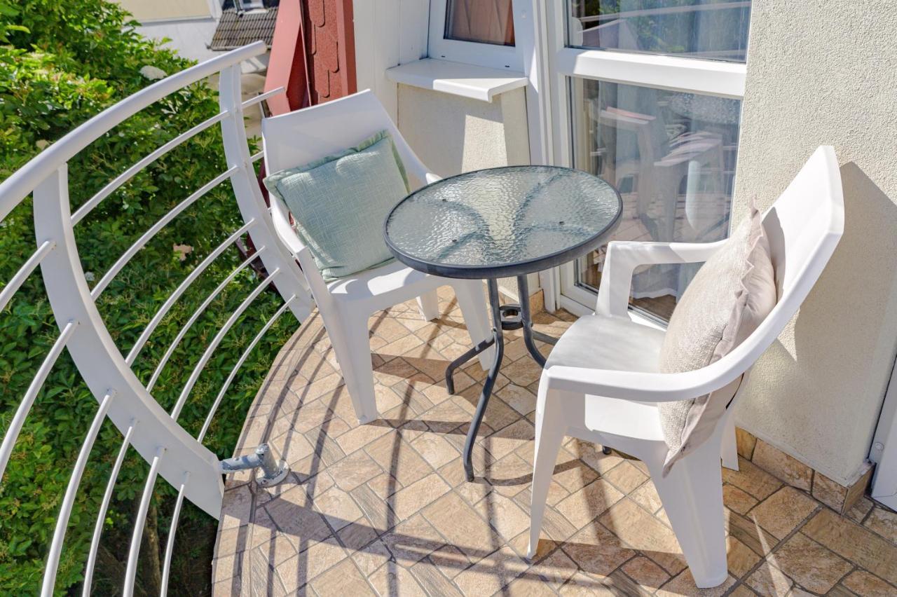 Hajdúszoboszló Illes Apartmanok Ii. מראה חיצוני תמונה